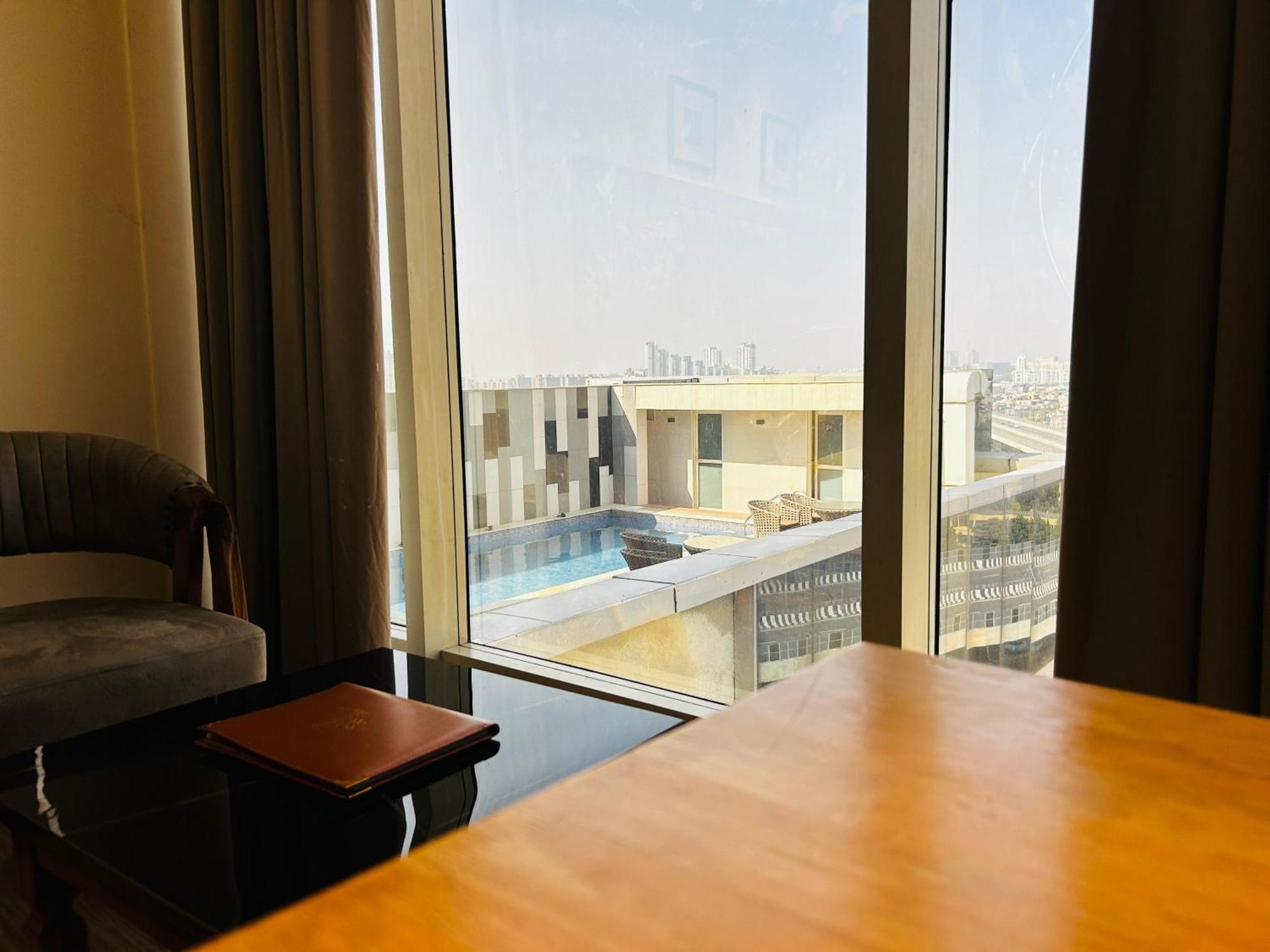 Hotel Sakura Gold Gurgaon Ngoại thất bức ảnh