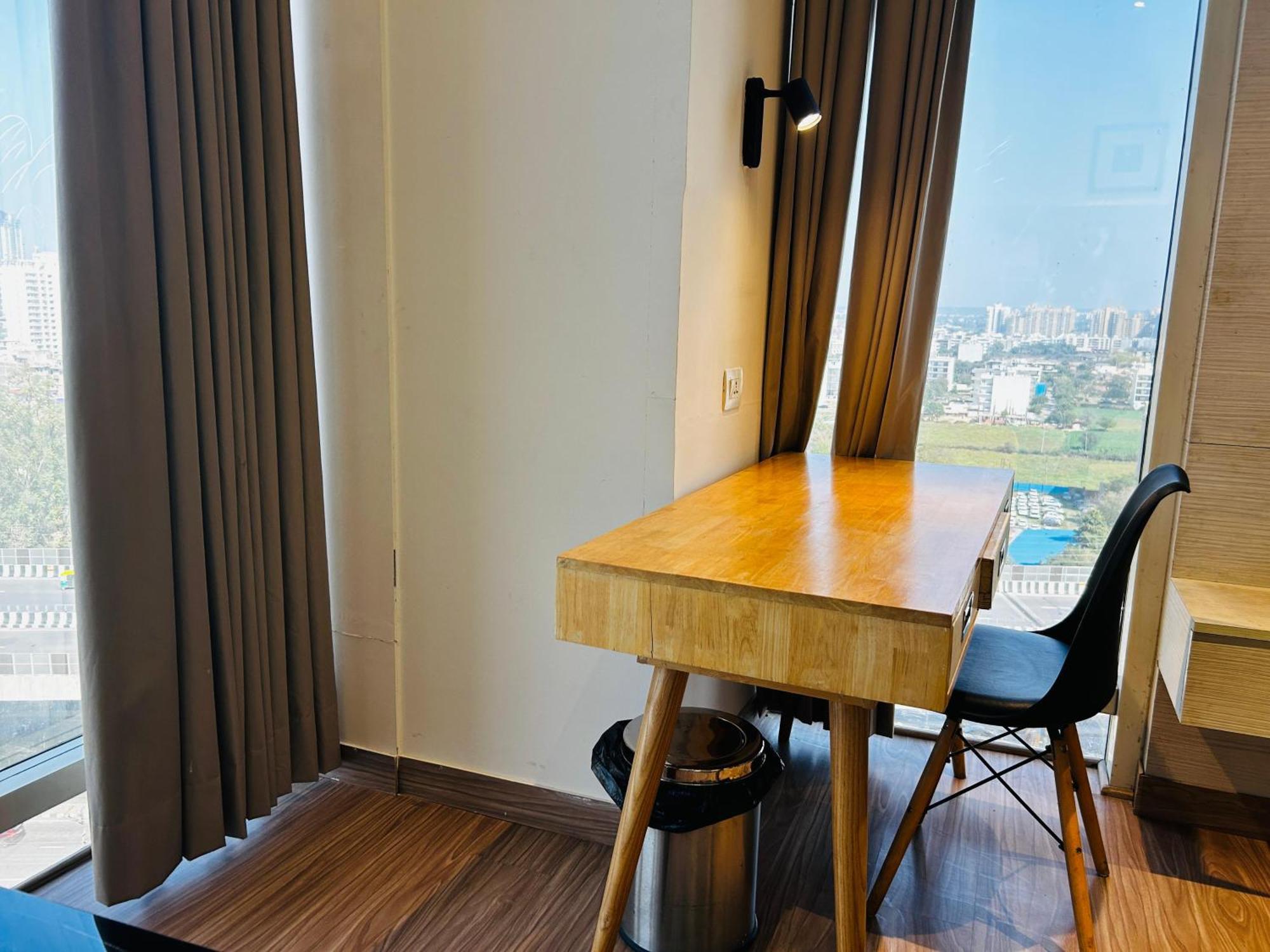 Hotel Sakura Gold Gurgaon Ngoại thất bức ảnh